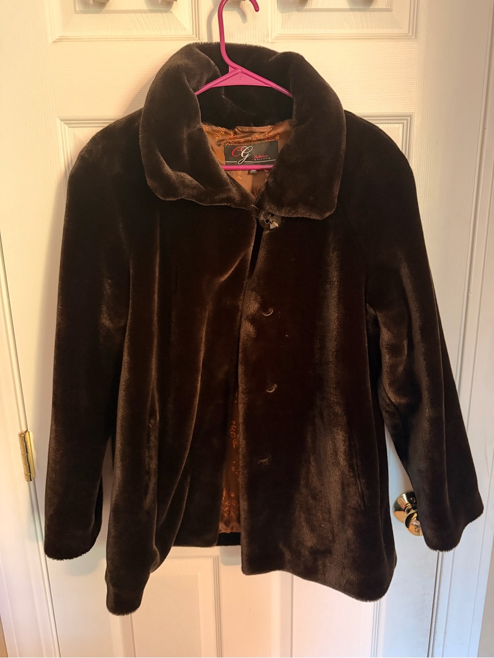 GG Collection Chocolate Brown Teddy Coat with Classic Collar